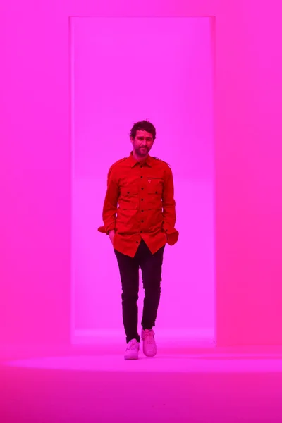 Look 38